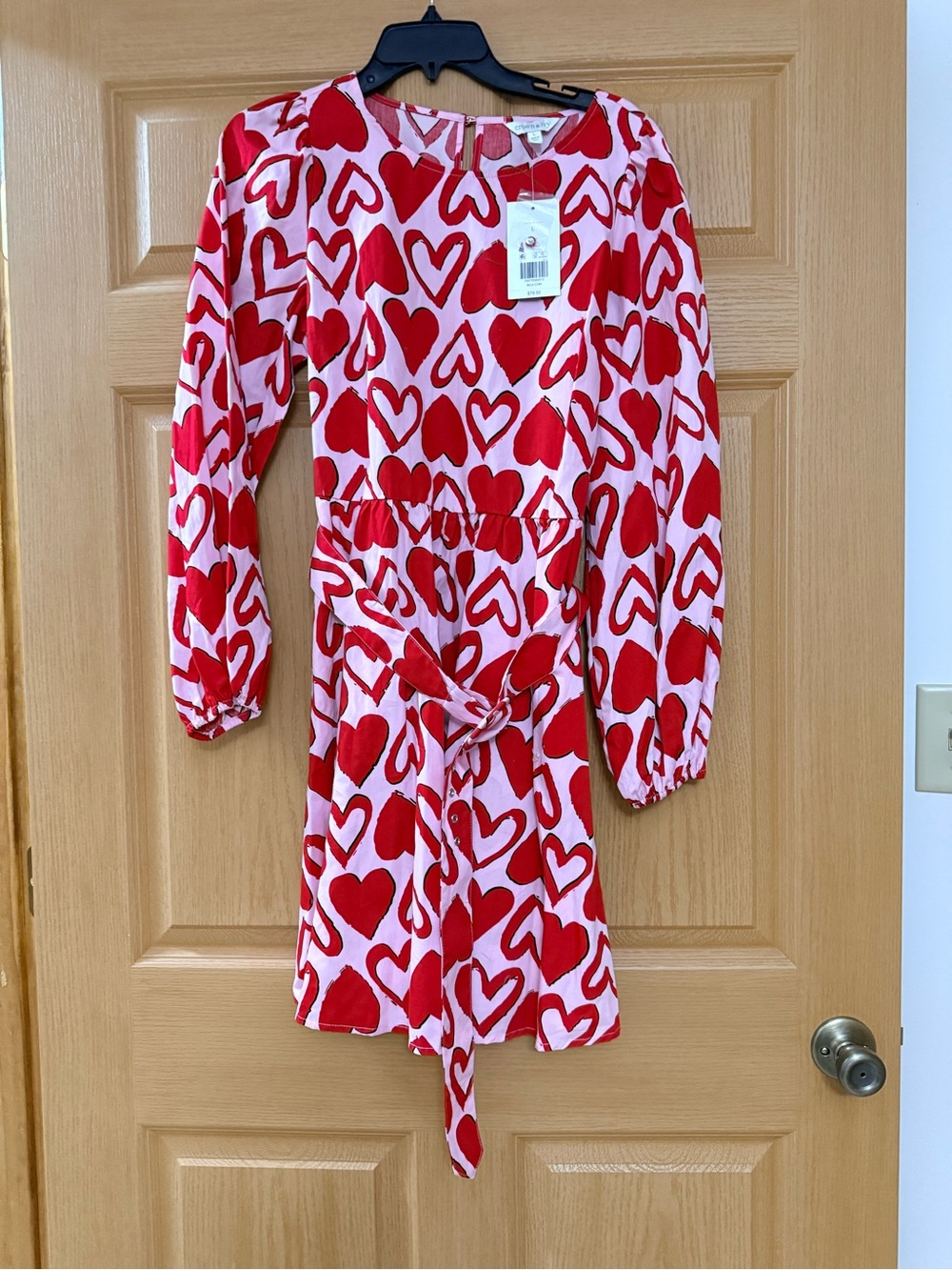 crown & ivy Pink and Red Heart-Print Tie-Waist Midi Dress